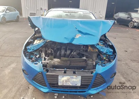 2014 Ford Focus Se from USA, damaged, VIN 1FADP3F2XEL127499